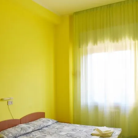 Casa Per Ferie Nostra Signora Tonfano Отель